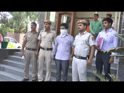 दिल्ली में जीजा ने की ग्यारह साल के साले की बेरहमी से हत्या : हाथ पैर बांधकर और मुह पर टेप लगाकर शव को फेंका अलीपुर इलाके में