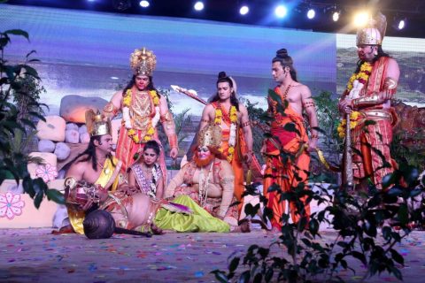 लव-कुश कमेटी की लीला में लंका-दहन का भव्य मंचन 
