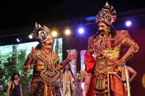 लव कुश रामलीला में लोगों ने किए पंचमुखी हनुमान के दर्शन