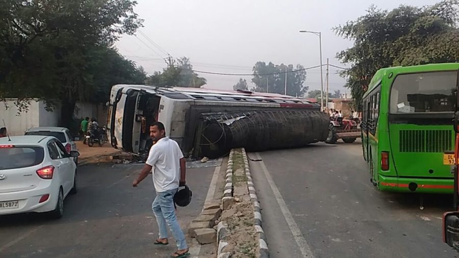 Alipur Bus Accident Bakhtawarpur Road