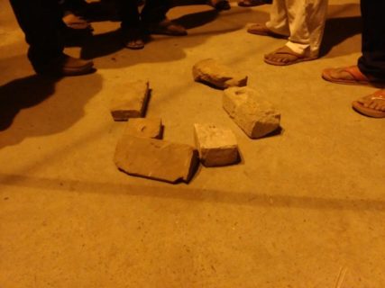 दिल्ली : अलीपुर में दो युवको को मारी गोली : मालवीय नगर थाना इलाके में फेडरल बैंक के बाहर बाइक सवार अज्ञात बदमाश ने एक व्यक्ति को गोली मारी