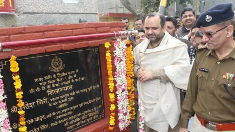 महेश गिरी ​की ​सांसद​ निधि से ​दुसरे चरण में ​मयूर विहार क्षेत्र में सीसीटीवी लगाने का कार्य आरंभ 