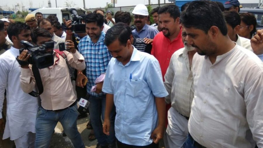 Kejariwal at Water treatment