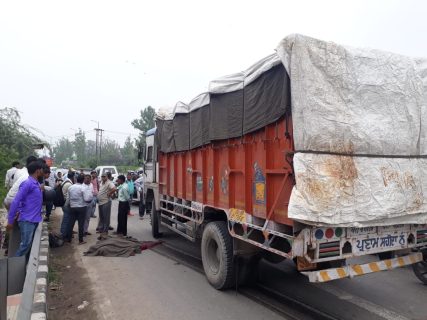 दिल्ली में CISF के जवान को ट्रक ने कुचला मौत