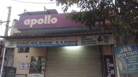 बाहरी-उत्तरी जिला दिल्ली में फायरिंग तीन को लगी गोली। तीनों घायल अवस्था में अस्पताल में भर्ती