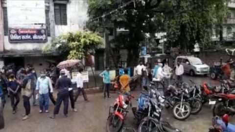 आम की एक टोकरी बनी काल।