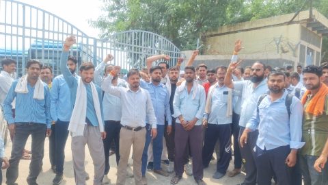 862 रुपये दिहाड़ी के खिलाफ हजारों ड्राइवरों की हड़ताल