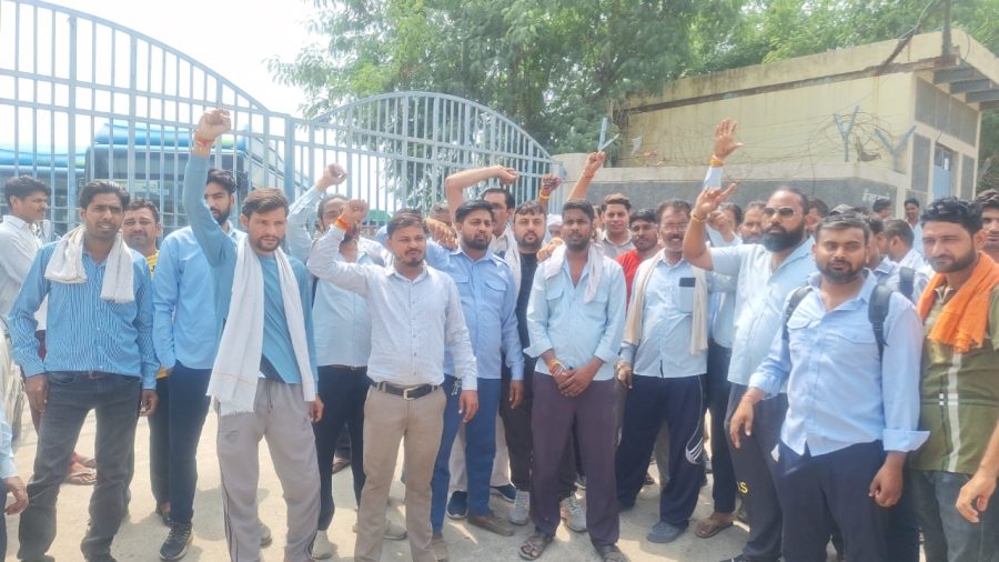 Delhi DTC Bus Strike Today Live Updates DTC Contractual Drivers Strike Demand Salary Hike